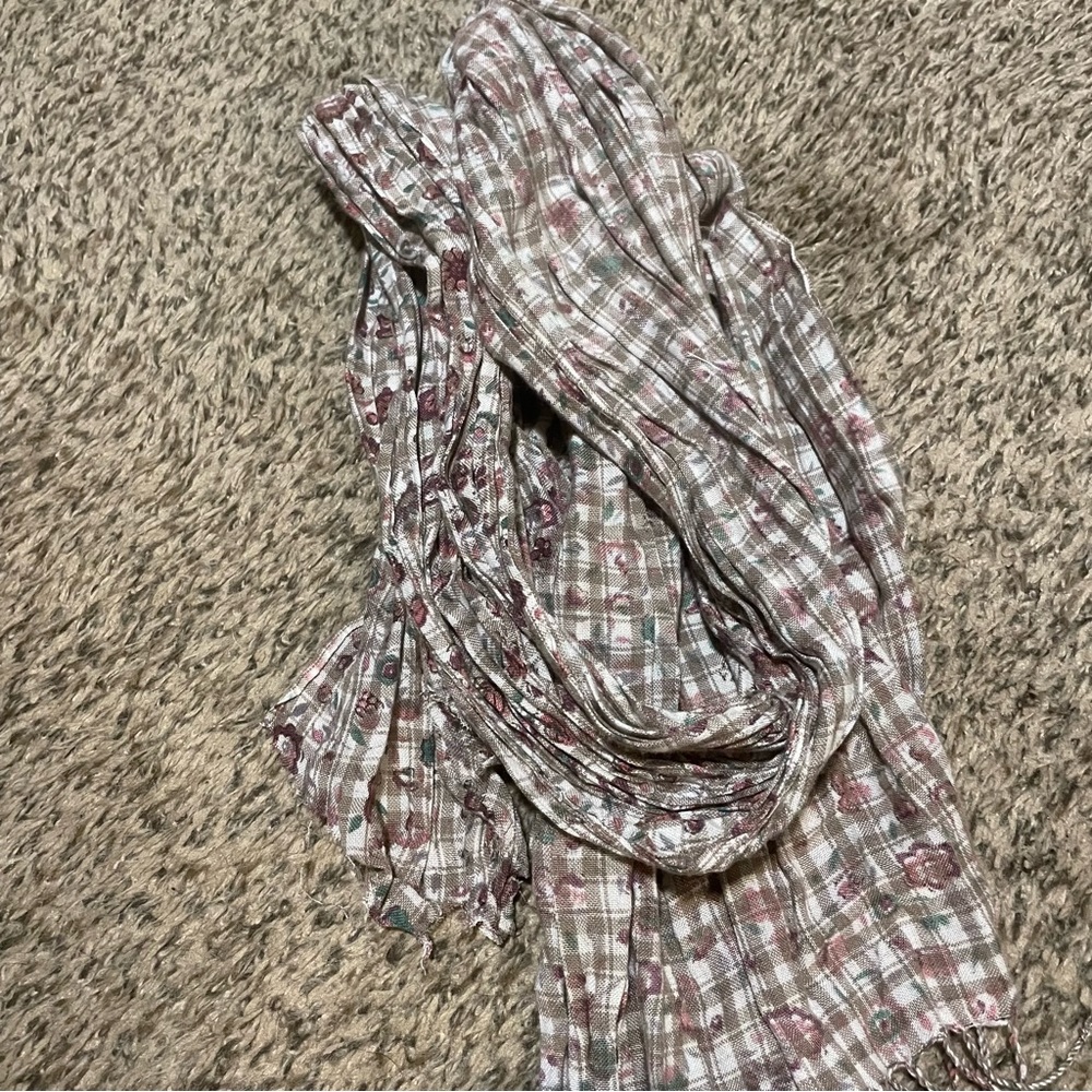 Scarf Bundle - Picture 3 of 11